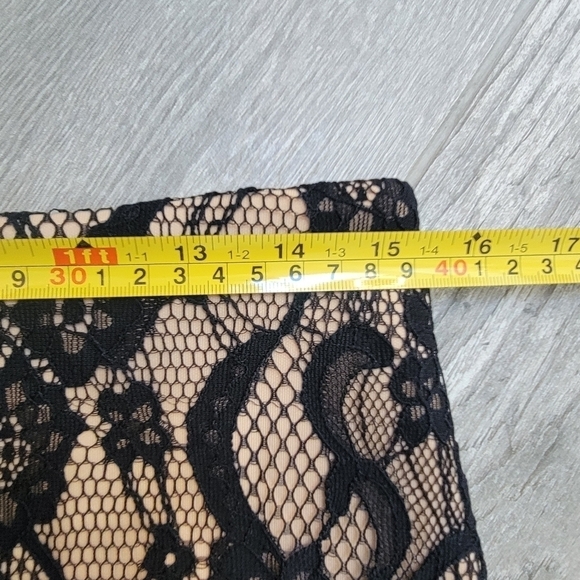 NWT New York & Co Black and Tan Lace Skirt 8 - Picture 8 of 10